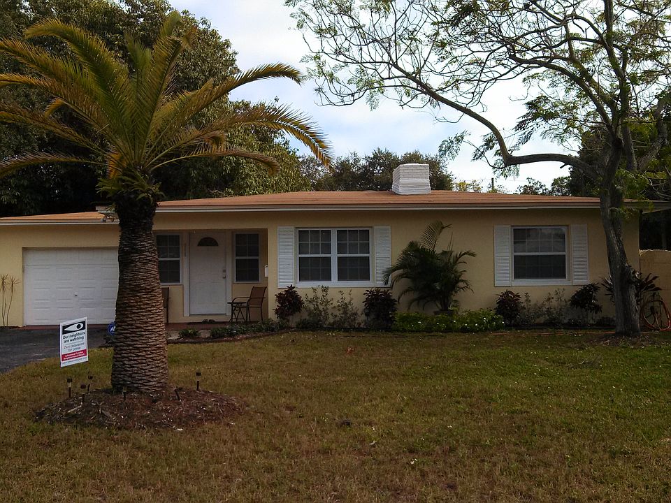 1st image of 966 Alcazar Way S