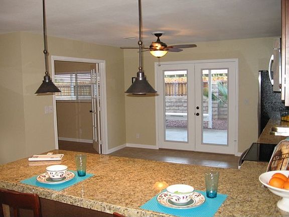 2nd image of 53400 Avenida Herrera