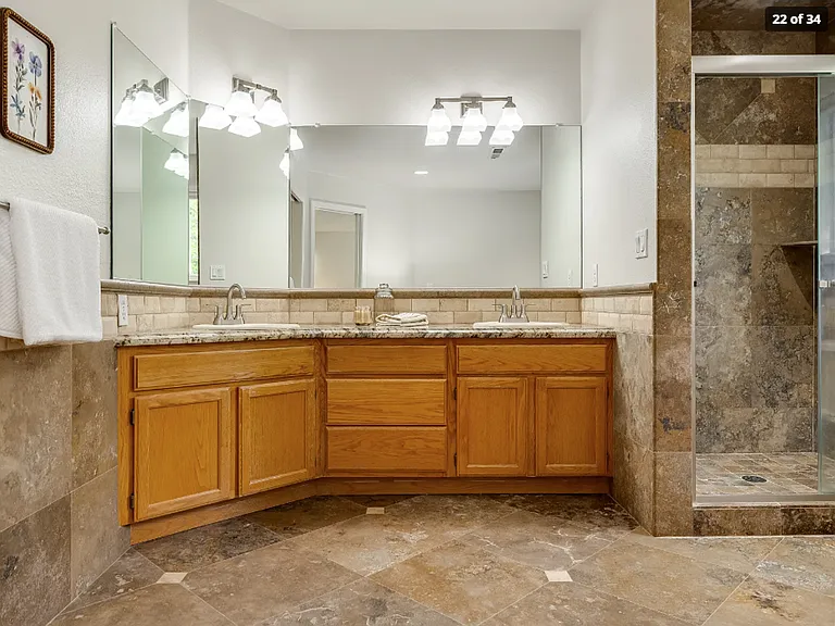 320 NW 163rd Pl — Photo 21