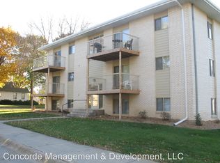 511 N 9th St APT 11, Seward, NE 68434