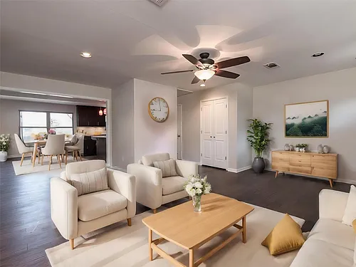 5102 Plumas Ln Photo 1