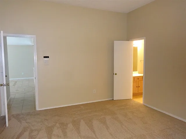 2930 Monticello Ln — Photo 7
