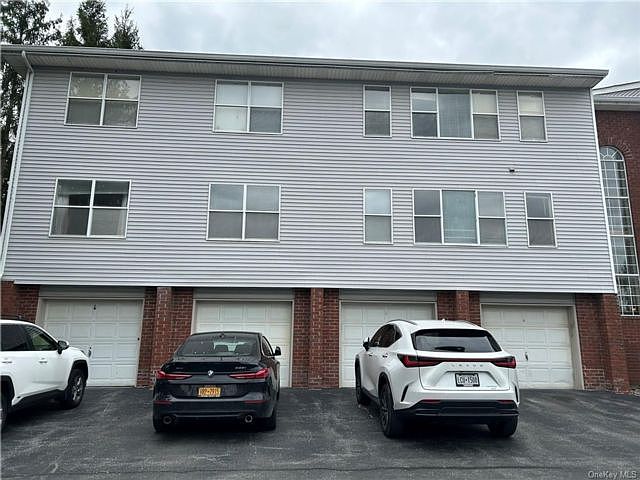 114 Deer Court Dr, Middletown, NY 10940 | Zillow