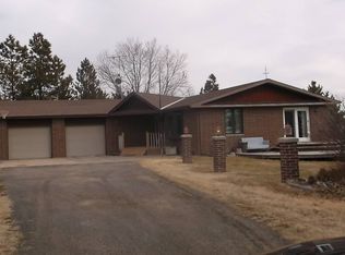 390 Road 4000, Superior, NE 68978