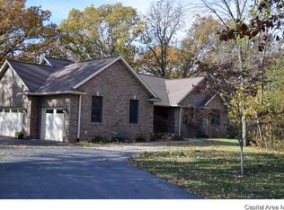 1631 Hillsdale Rd, Jacksonville, IL 62650