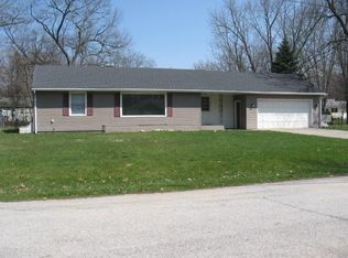 1200 Worthmore Ave, Elkhart, IN 46514