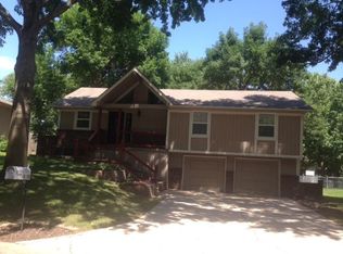 3000 SE 6th St, Blue Springs, MO 64014