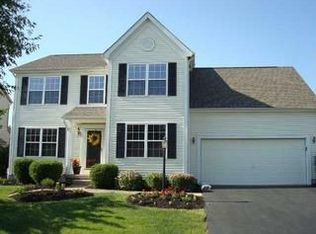 5451 Fox Hill Rd, Hilliard, OH 43026