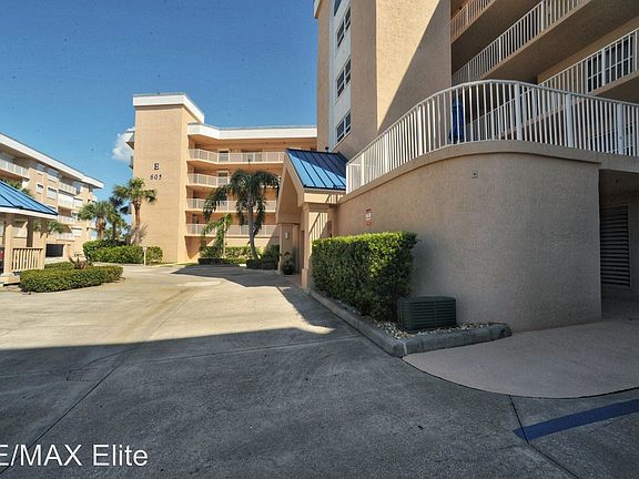 3rd image of 605 Shorewood Dr Unit E404