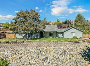 809 Terrace Ct, Yreka, CA 96097