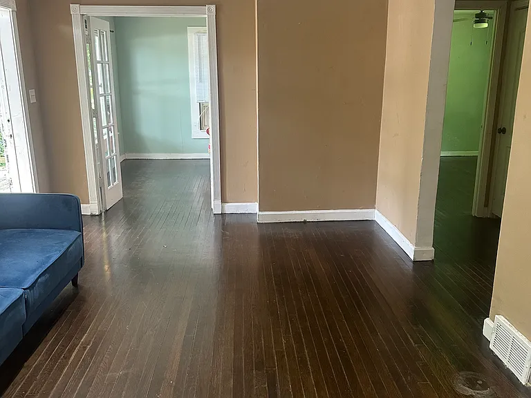 3220 Memorial Dr — Photo 11