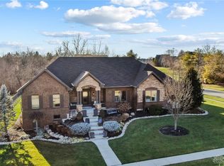 385 Stolle Dr, Springboro, OH 45066