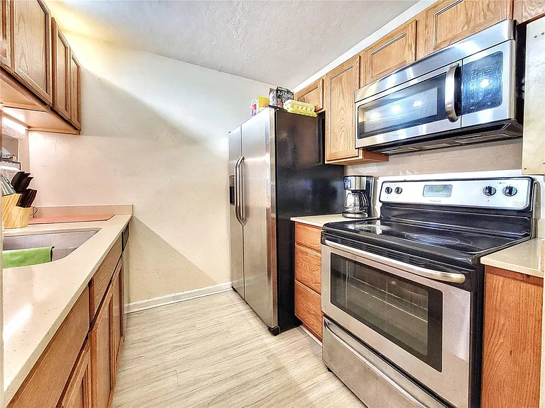 4000 SW 23rd St #4-308 — Photo 28