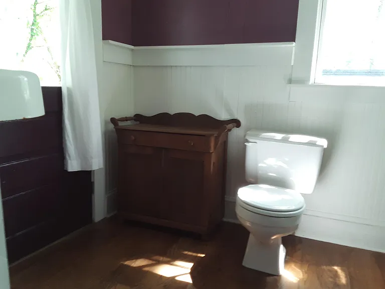 37 1/2 Elizabeth Pl — Photo 11