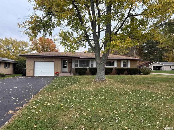 200 N Hawthorne Ave, East Peoria, IL 61611
