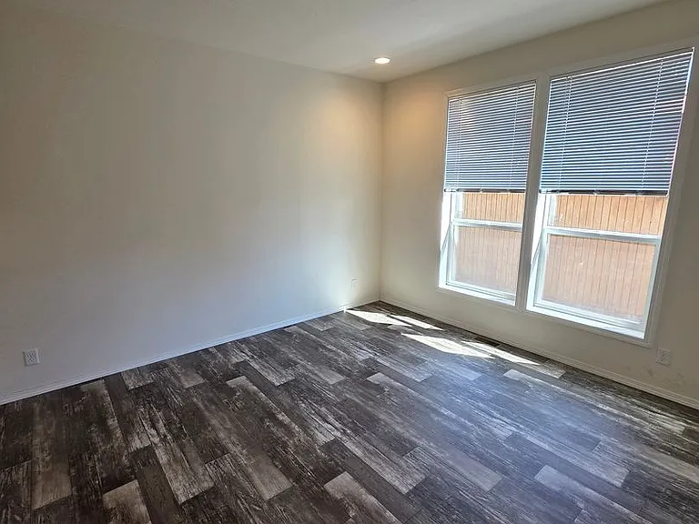 45135 McKenzie Hwy — Photo 12