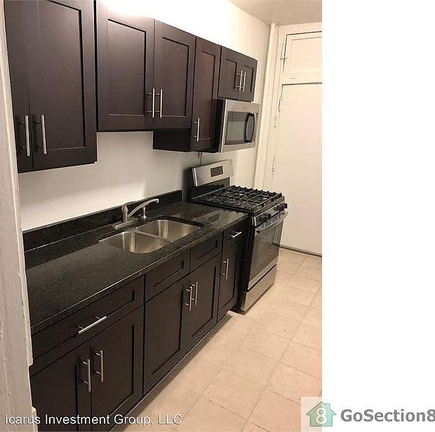 1st image of 4243 S Michigan Ave #15
