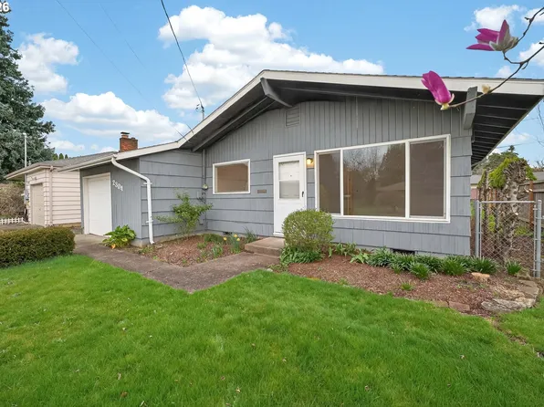 2304 SE 101st Ave, Portland, OR 97216