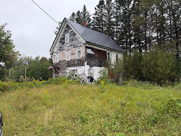 4th image of 352 Ladner Road