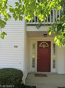 1st image of 316 W Barrington Dr