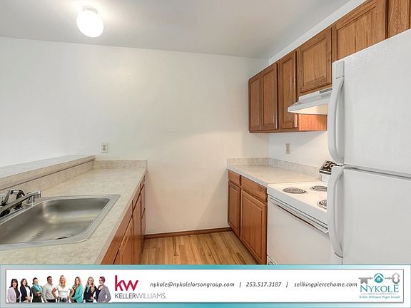 4th image of 17431 Ambaum Blvd S #44