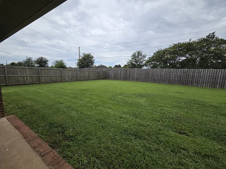 23885 Dublin Dr — Photo 30