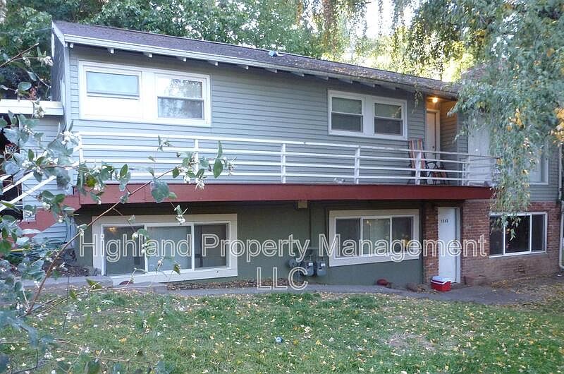 1st image of 1245 NE Cove Way