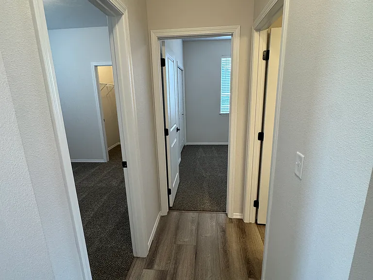 8318 E Rich Ave — Photo 6