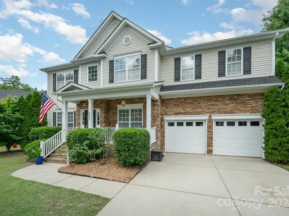 545 Evening Mist Dr, Fort Mill, SC 29708
