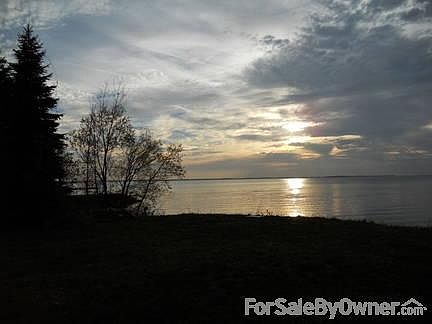 5th image of 3854 Memorial Shoreway