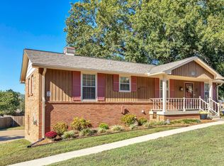 900 Cointreau Dr, Hermitage, TN 37076