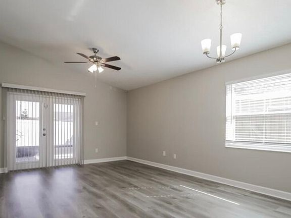 2nd image of 107 Sundance Ct #107