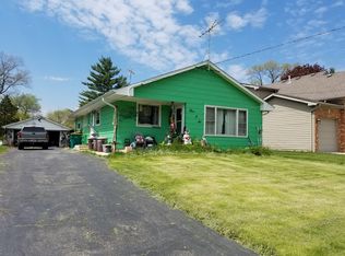 306 N Washington St, Westmont, IL 60559