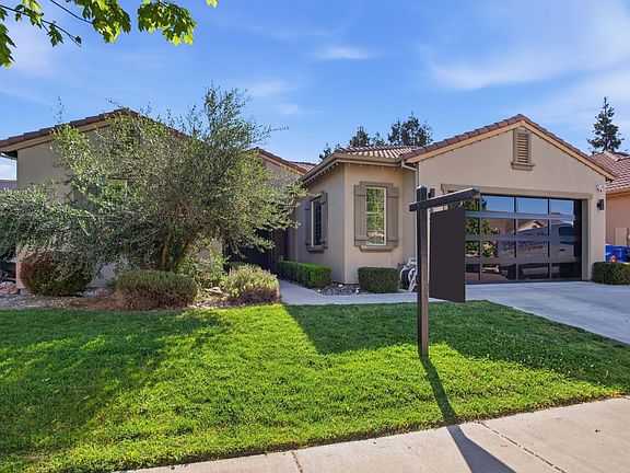 3rd image of 4474 Falcon Crest Way