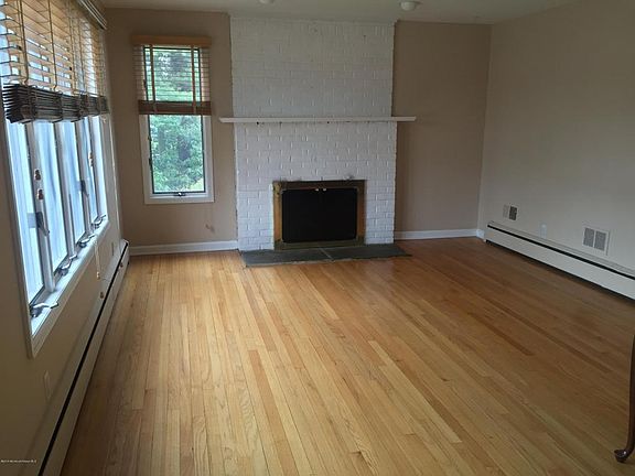 2nd image of 617 Brooklyn Blvd