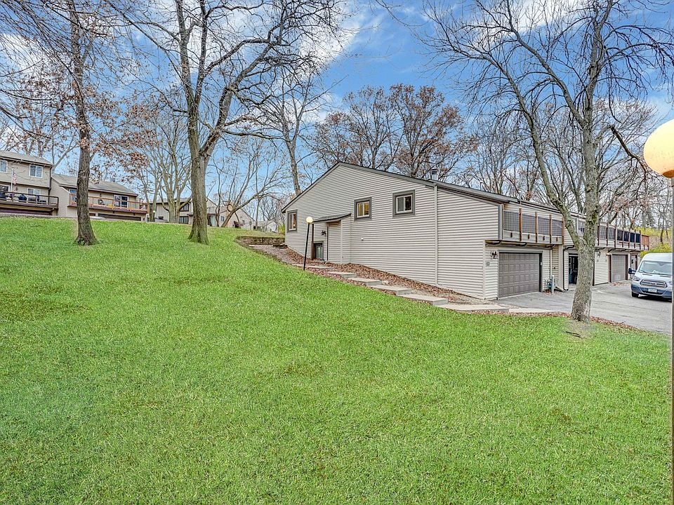 1st image of 225 River Woods Ln