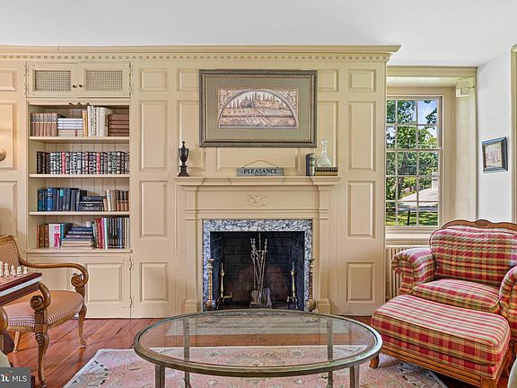4th image of 3141 Spring Mill Rd