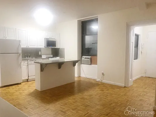 Rented by City Connections Realty | media 19