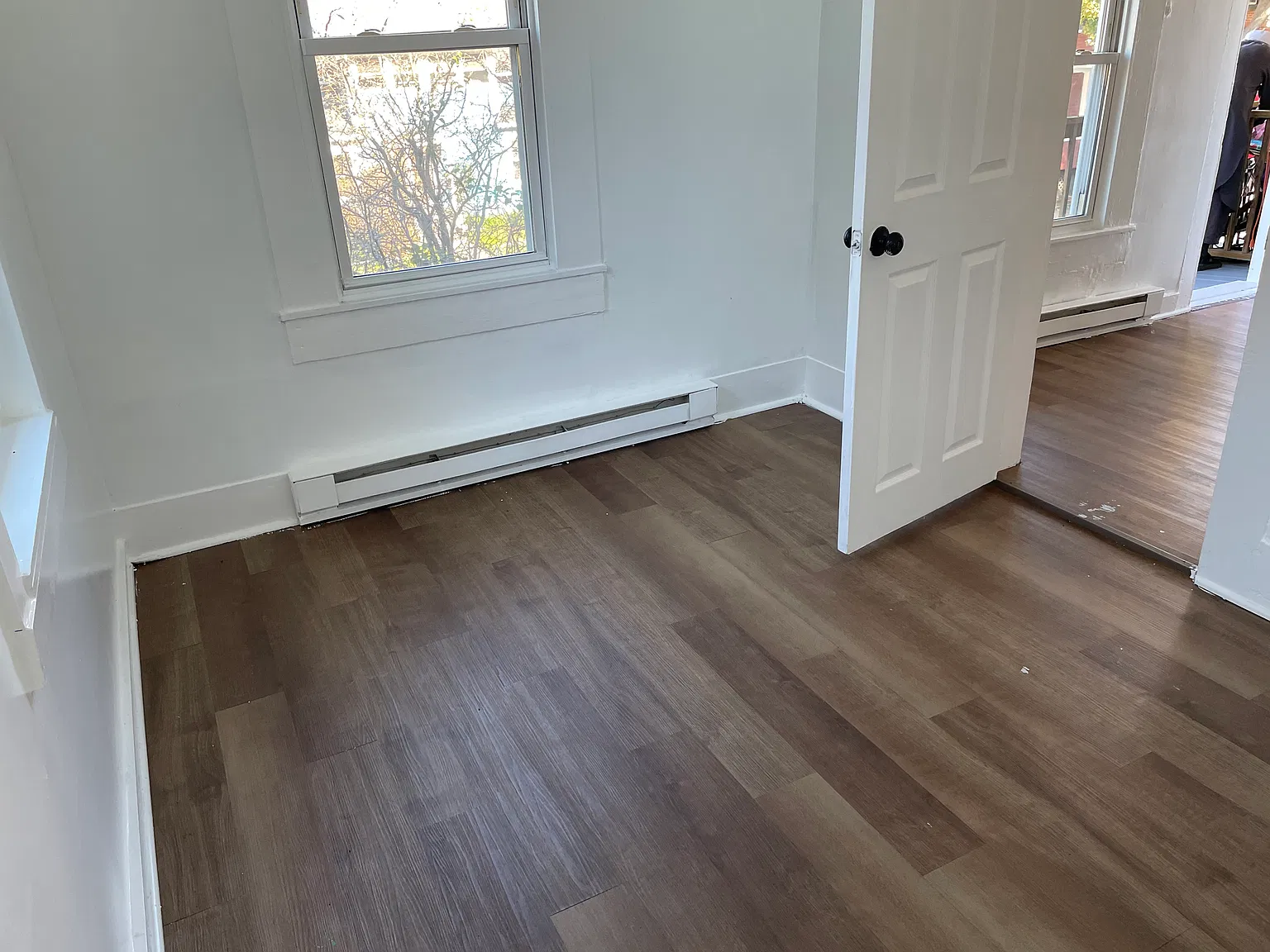 3 bed, $2,300 — Photo 3