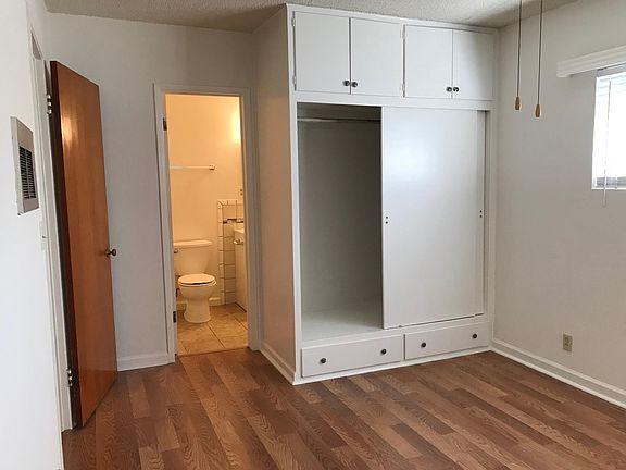 4th image of 126 W Cherry Ave APT D