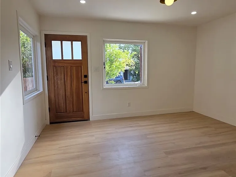 227 N Avenue 60 — Photo 6