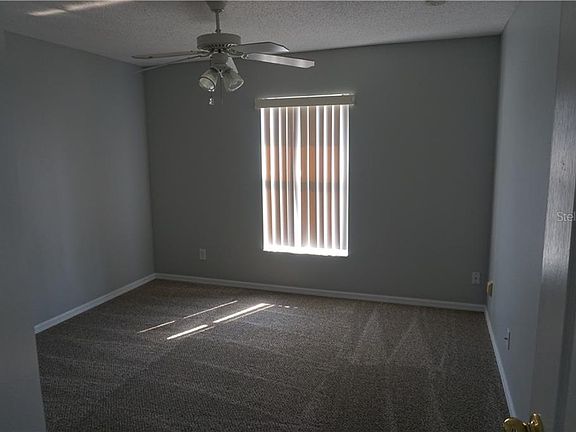 5th image of 915 Cork Oak Ln