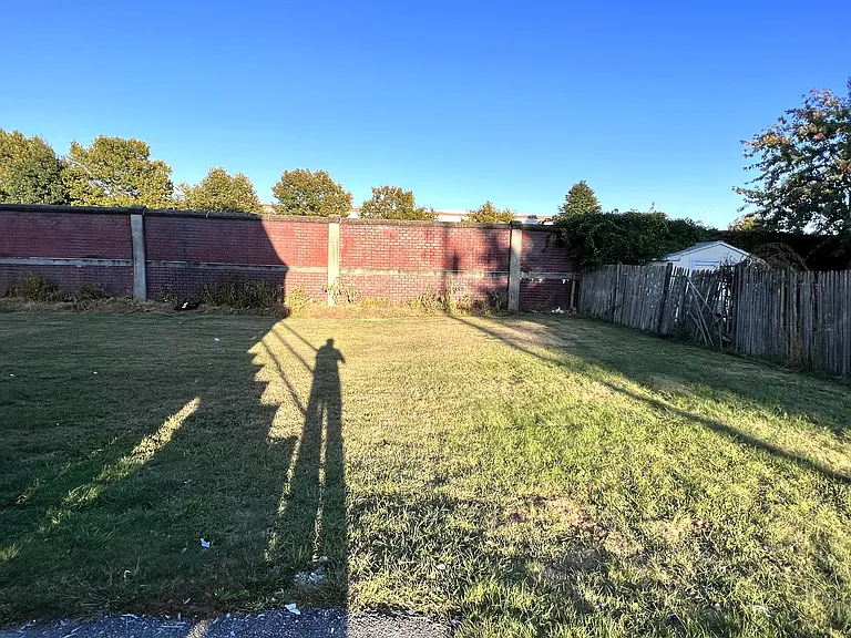35 Wilmarth Rd — Photo 3