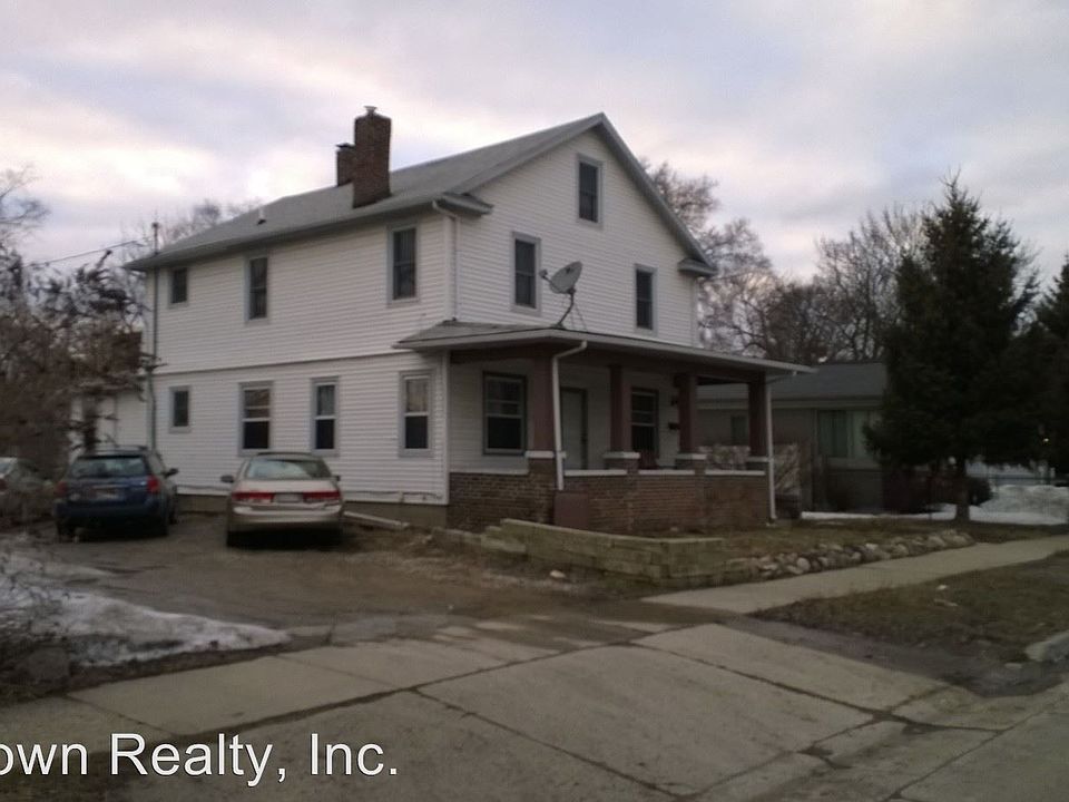 1st image of 418 S Huron St