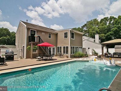 36 Ravenwood Blvd, Barnegat, NJ, 08005