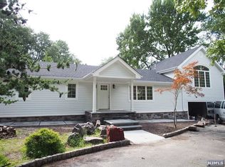 40 Valley Rd, Closter, NJ 07624