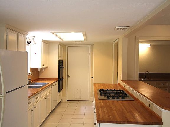 5th image of 2006 Little Cedar Dr