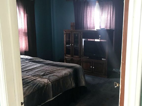 2nd image of 221 Josephine Ave