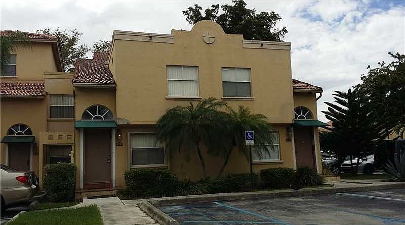 1st image of 4754 NW 97th Ct