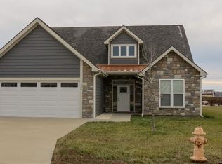1324 Tiffany Ct, Ottawa, KS 66067
